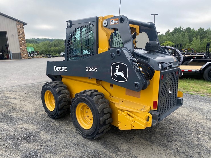 2024-deere-324g-image-7