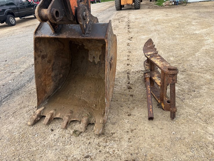 2000-hitachi-ex200-lc-image-51