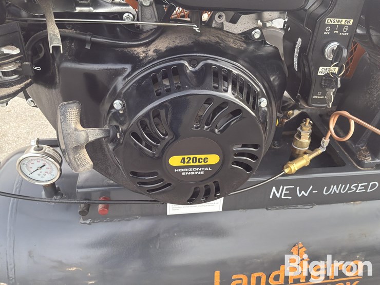 2025-massey-ferguson-730-image-13