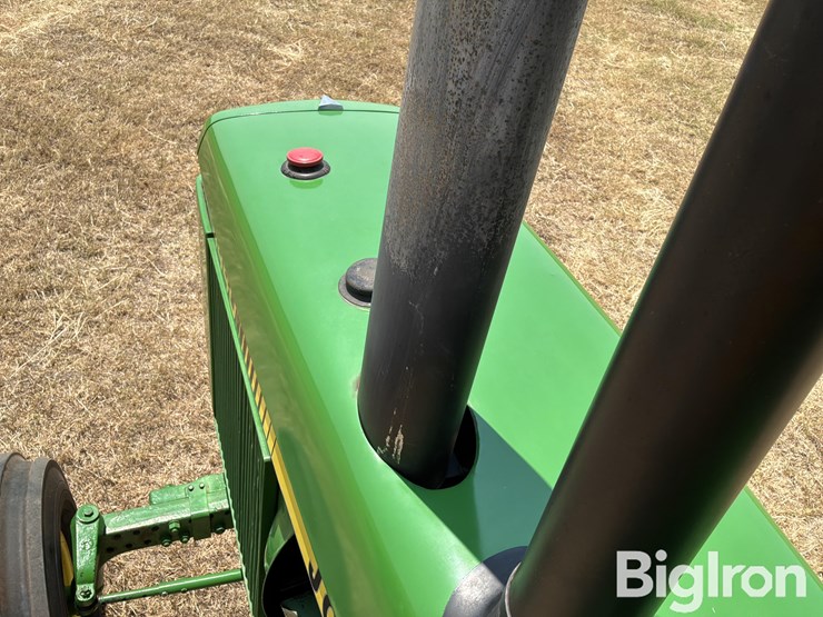 1981-john-deere-4440-image-19