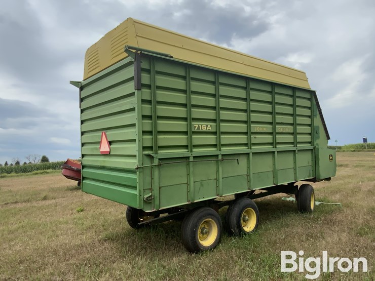 john-deere-716a-image-5