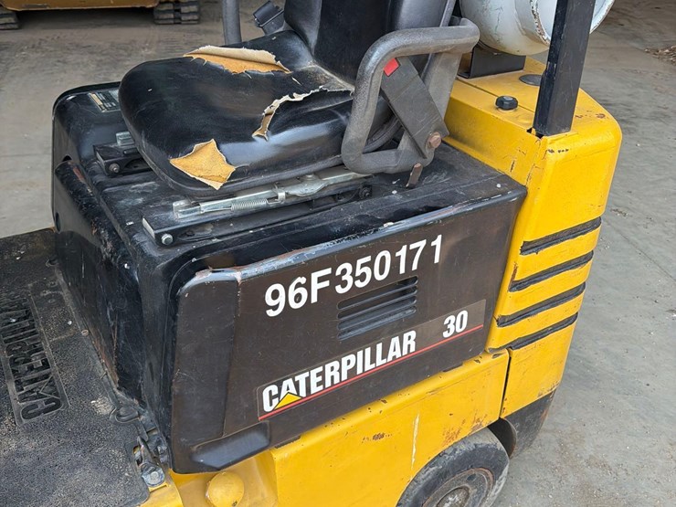 caterpillar-30-image-9