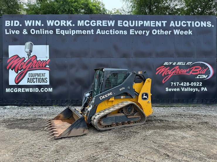 2021-deere-317g-image-1