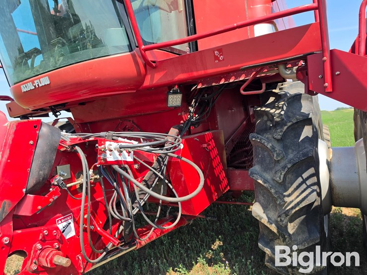 2002-case-ih-2388-image-16