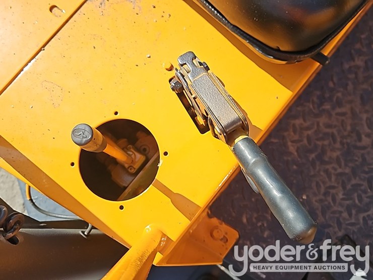 2014-terex-ta9-image-26