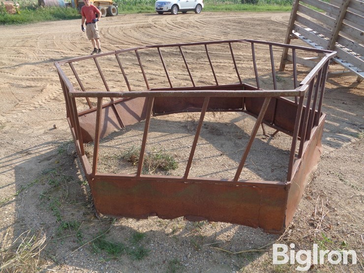 round-bale-feeder-image-7