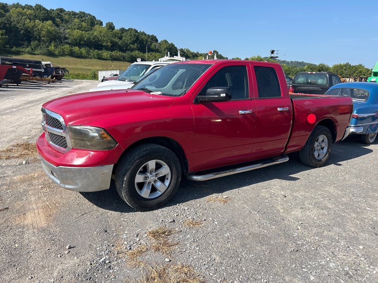 2013-dodge-1500-image-1