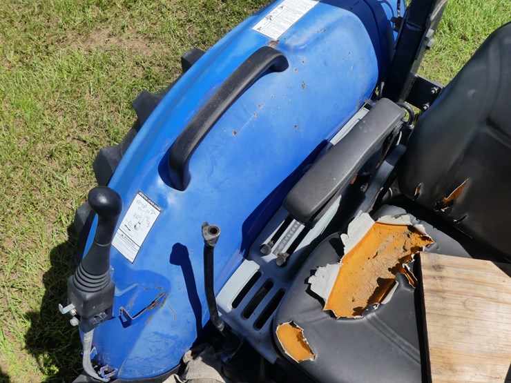 2014-new-holland-boomer-47-image-15