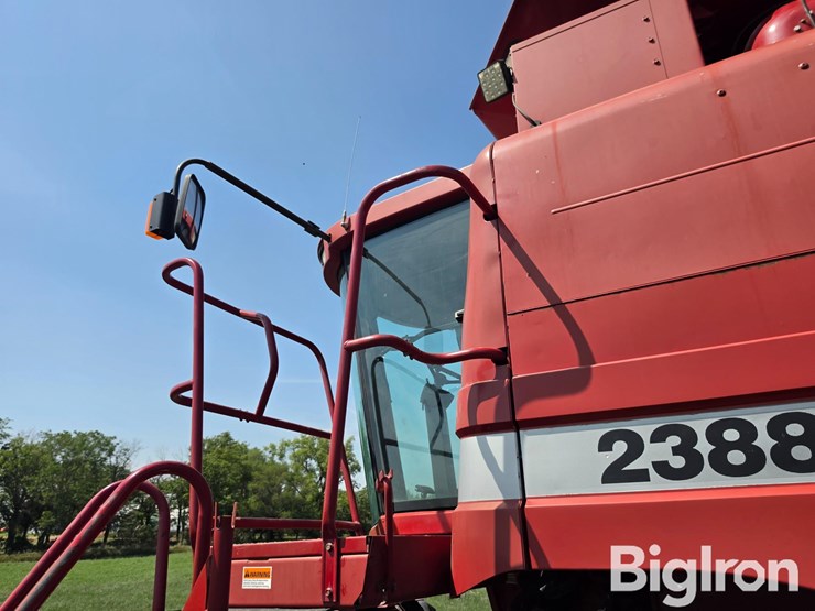2002-case-ih-2388-image-12