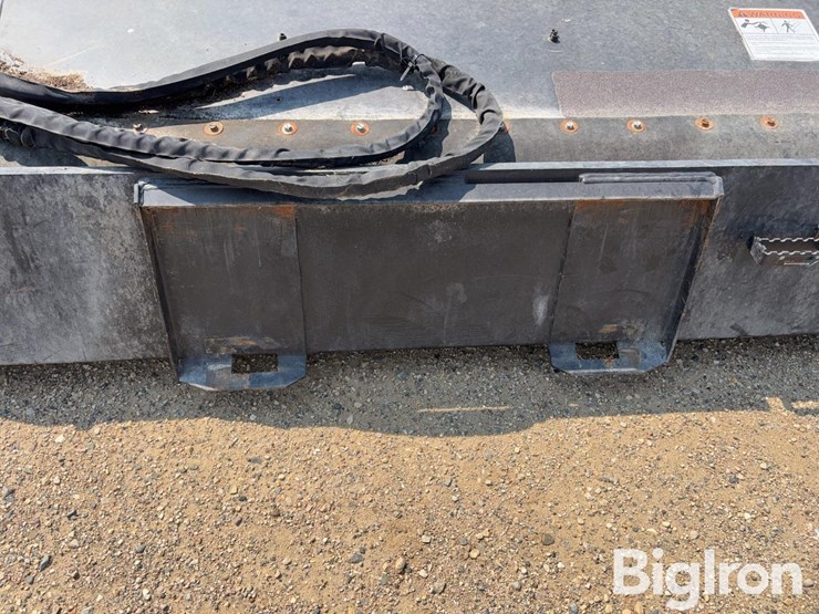 erskine-7’-sweeper-bucket-image-10
