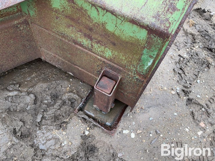 john-deere-534-image-15
