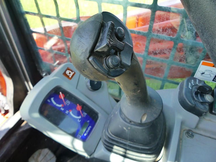 2022-kubota-svl75-2-image-15