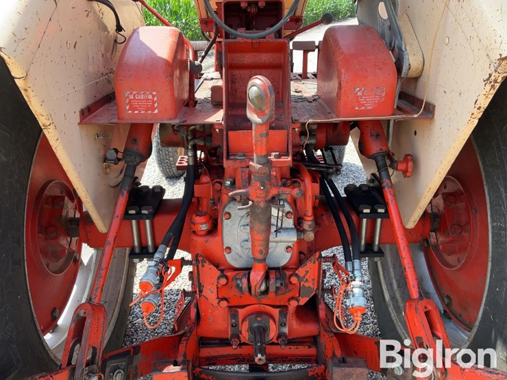 1965-case-730-comfort-king-2wd-tractor-image-20