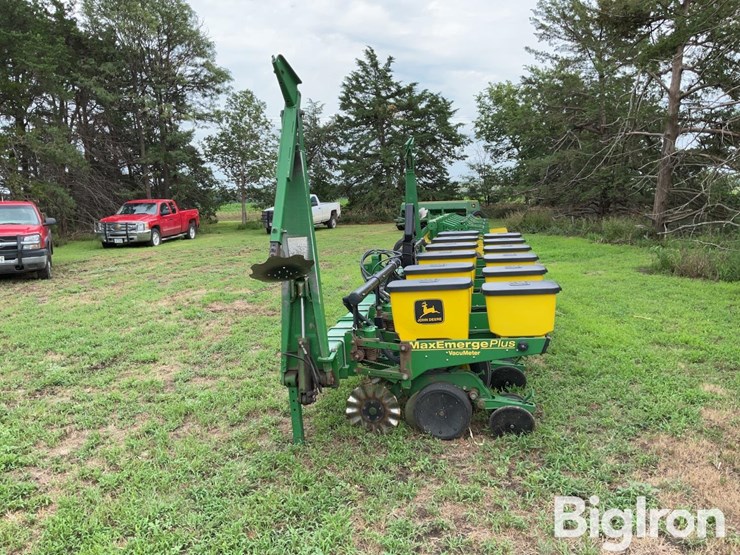 john-deere-1700-image-8