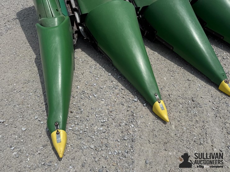 2014-john-deere-608c-stalkmaster-image-9