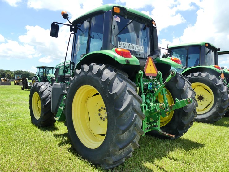john-deere-6125m-image-4