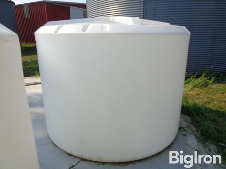 ace-roto-mold-1,500-gal-poly-tank-image-7