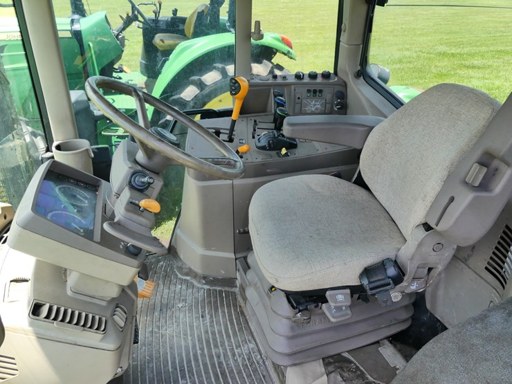 john-deere-6125m-image-12