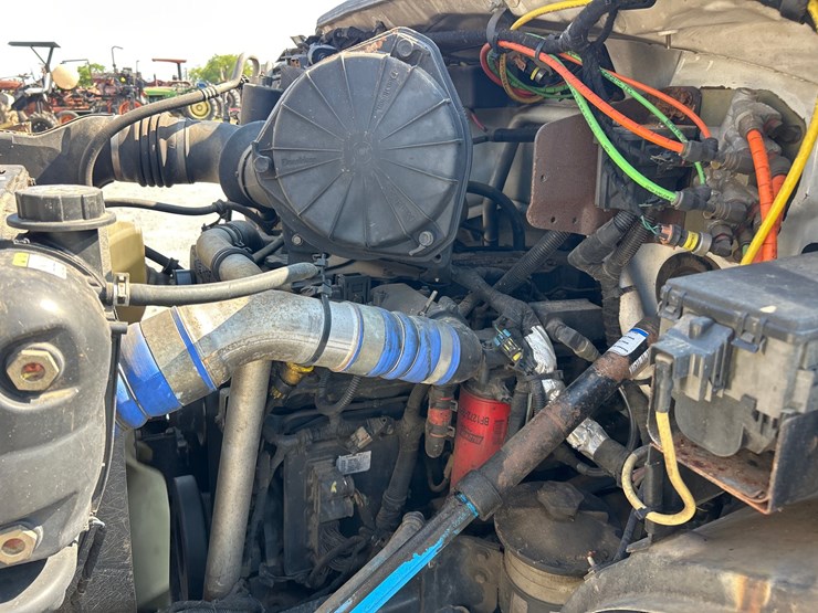 2007-ford-f650-image-9