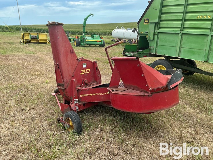 new-holland-30-image-7