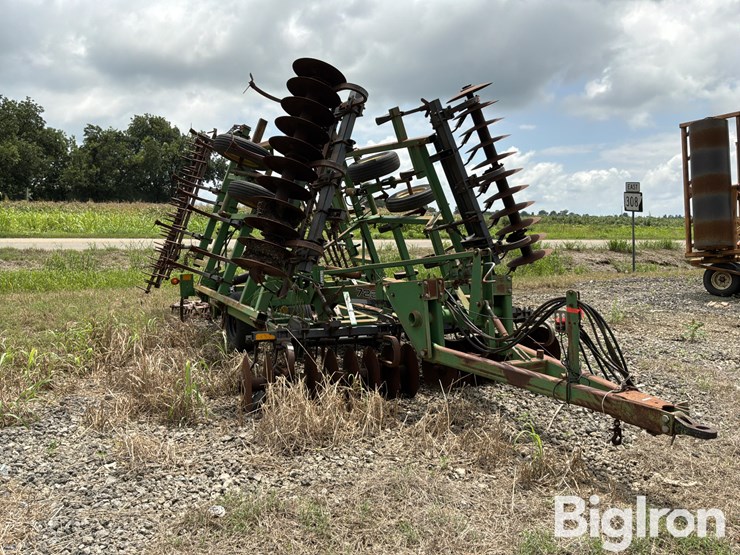 john-deere-726-image-3