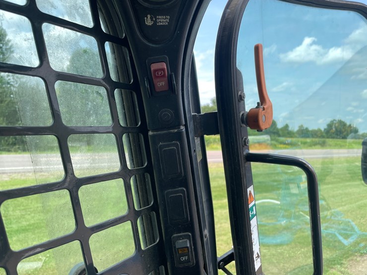 bobcat-s740-image-32