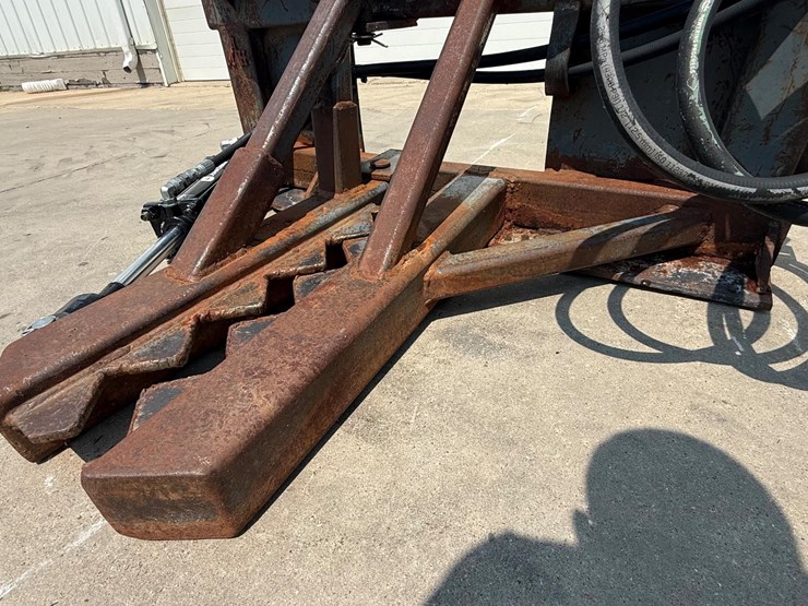 amh-tj12un-trk-tree/post-puller-image-13