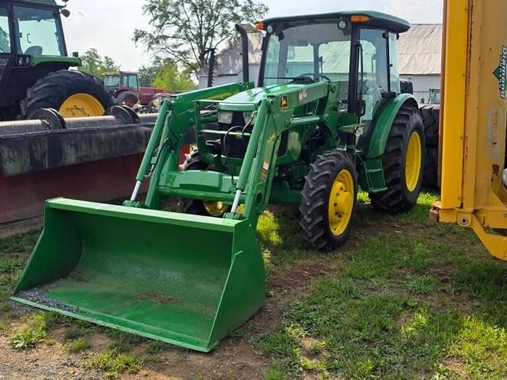 john-deere-5055e-image-2