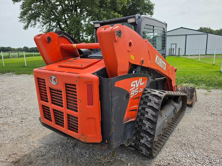 2018-kubota-svl95-2s-image-5