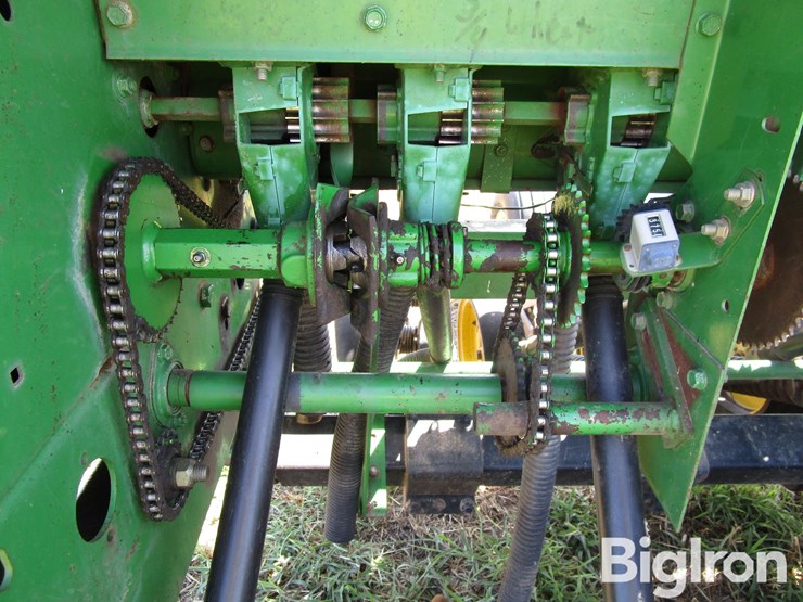 john-deere-750-image-20