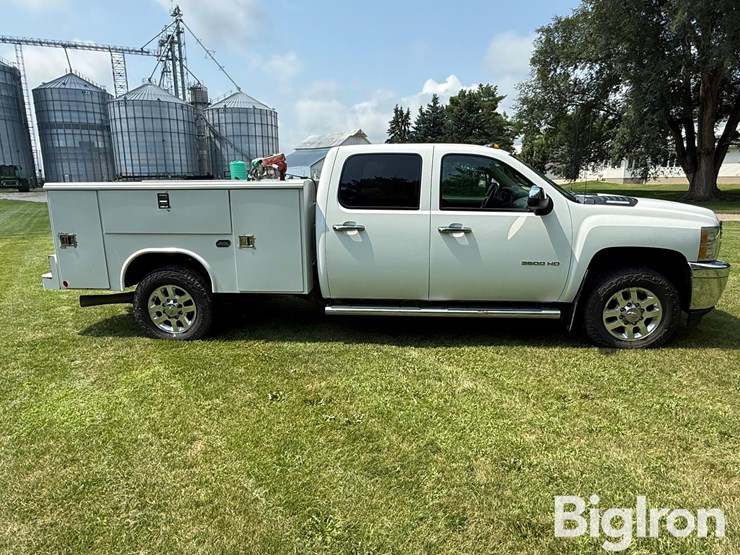 2012-chevrolet-k3500-image-4