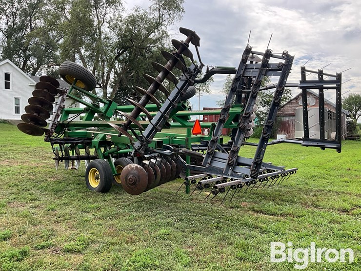 john-deere-630-image-7