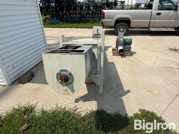 kleenair-self-powered-xl-14"-grain-screener-image-4