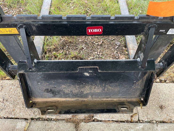 #226-•-toro-mini-skid-steer-pallet-fork-attachment-(sun-prairie,-wi)-image-8