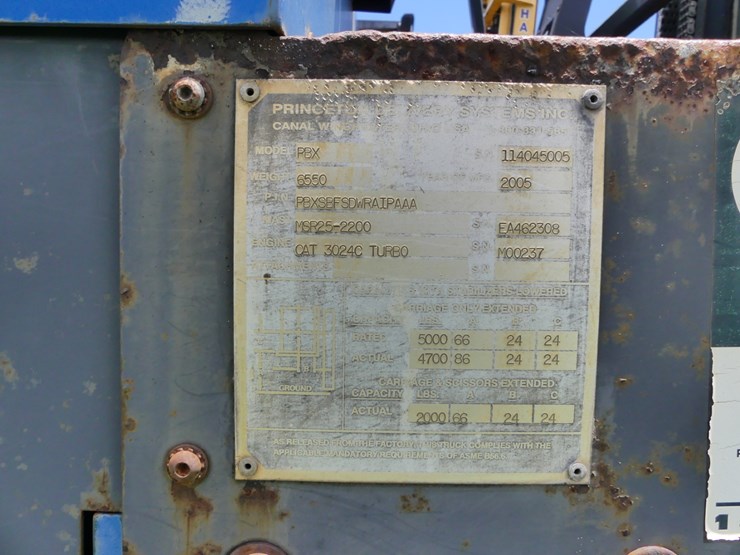 2005-princeton-piggyback-forklift-image-16