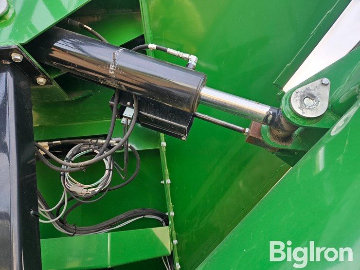 2022-demco-2200-grain-cart-image-20