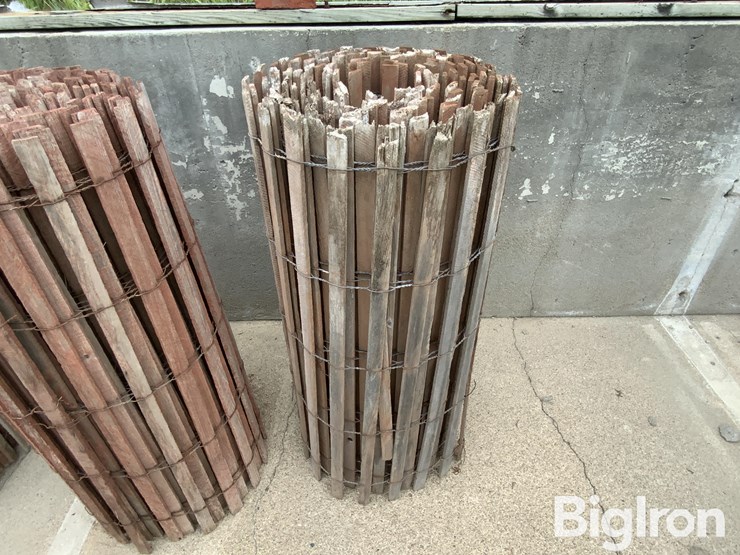 48"-x-25'-rolls-of-snow-fence-image-6