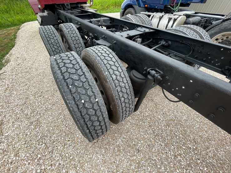 2006-kenworth-t800-image-32