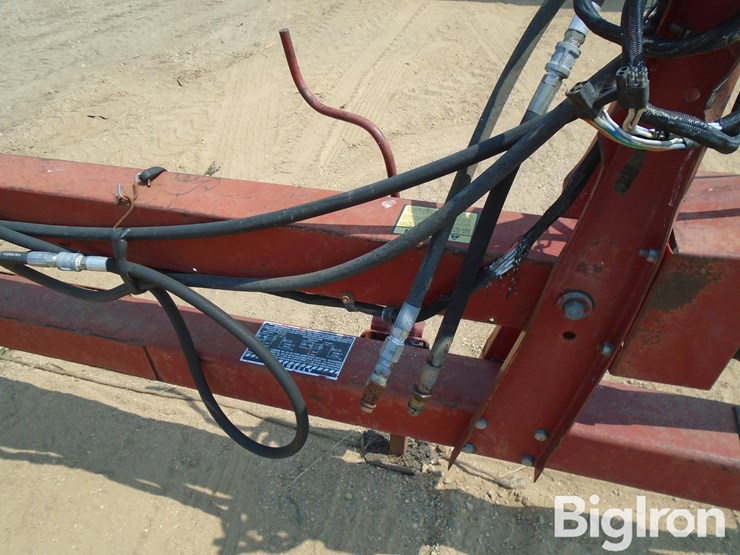 new-holland-782-image-16