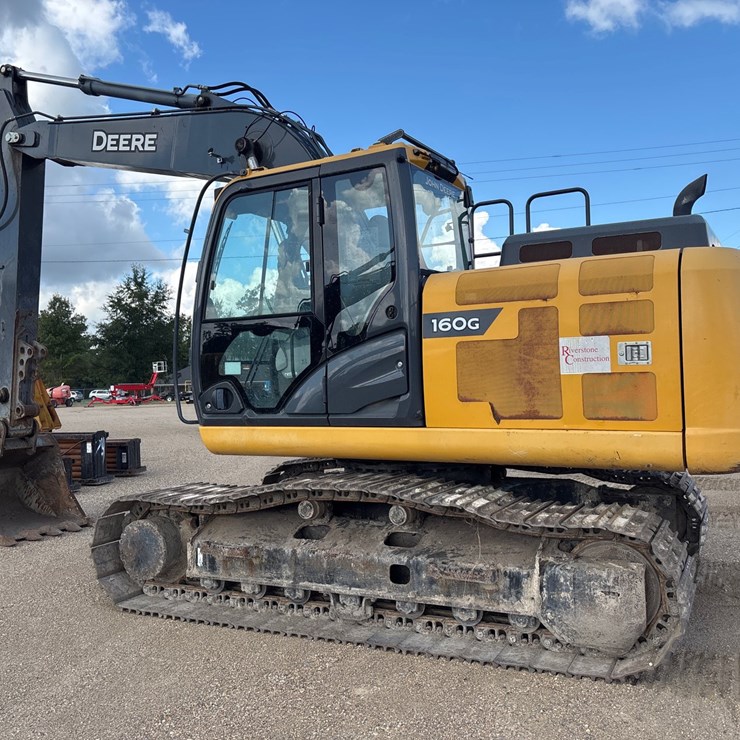 2022 DEERE 160G LC