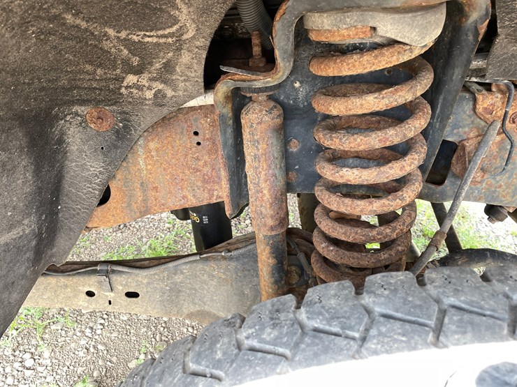 2013-ford-f550-image-12