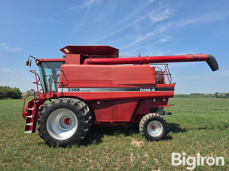 2002-case-ih-2388-image-8