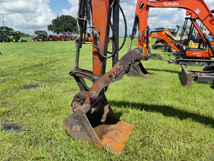 kubota-u35-4-image-9