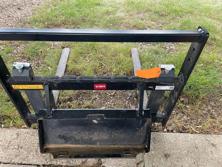 #226-•-toro-mini-skid-steer-pallet-fork-attachment-(sun-prairie,-wi)-image-1