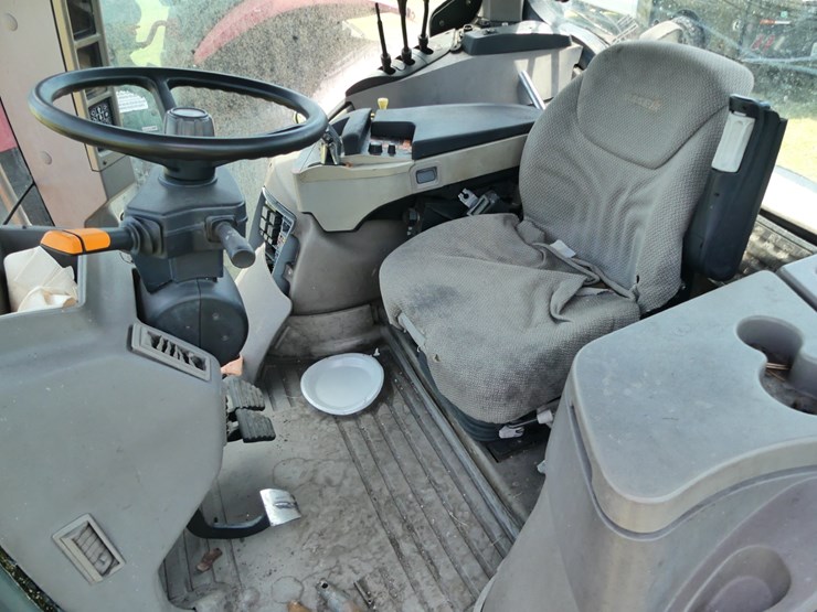case-ih-160-image-15