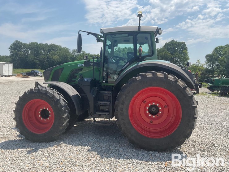 2019-fendt-826-vario-image-8