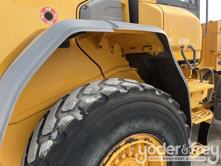 2015-volvo-l70h-image-28