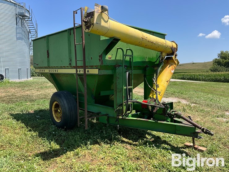john-deere-1210a-image-3