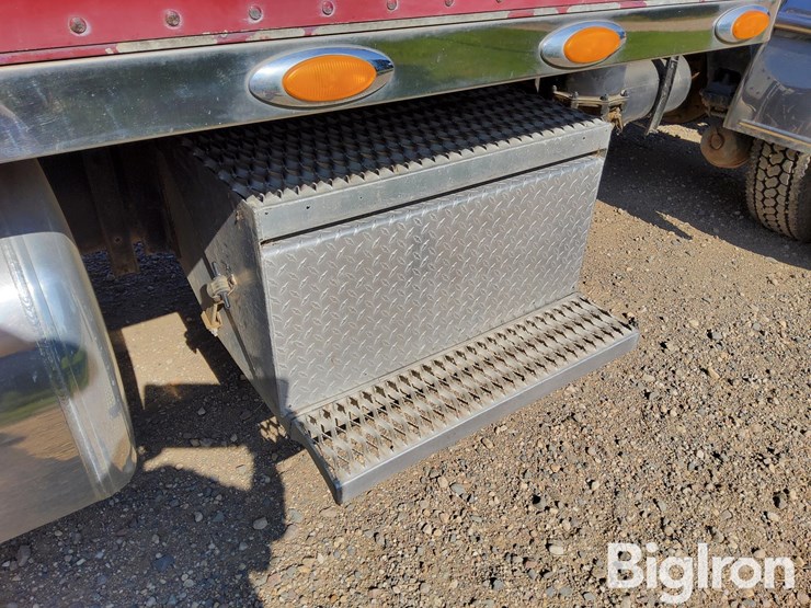 1990-peterbilt-379-image-14