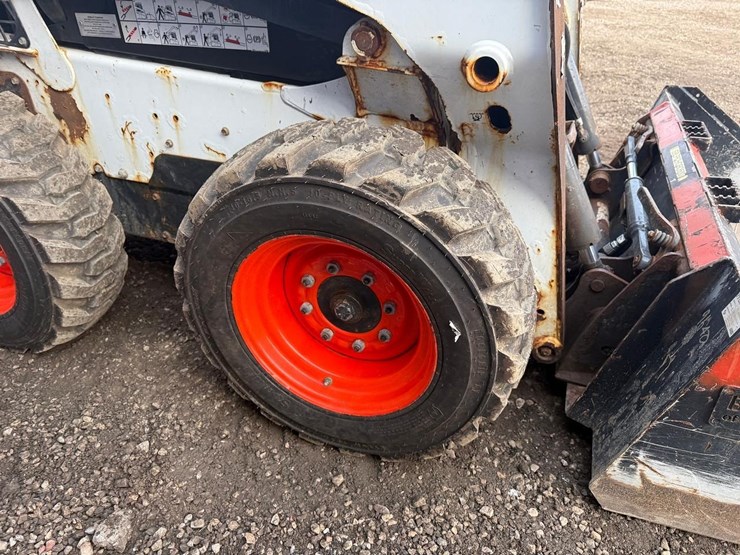 2021-bobcat-s590-image-12